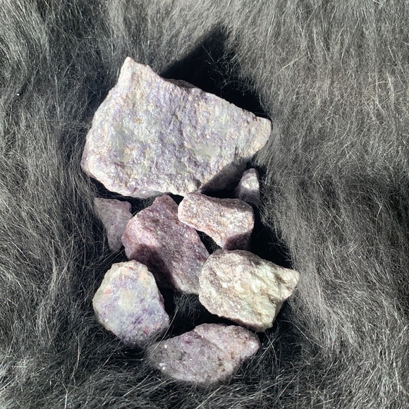 Rough Lepidolite Stone Bundle - Picture 5 of 11